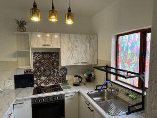 Lush Stay in Observatory - 4