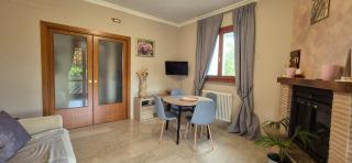 Charming 2-Bed Home with Garden - Genzano di Roma - 0