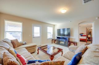 Retreat with Game Room 15 Mi to Dtwn San Antonio! - San Antonio - 4