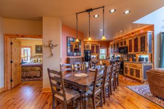 Mossy Path Hideaway - 4