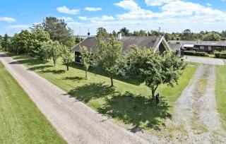 3 Bedroom Pet Friendly Home In Højslev - Højslev - 1