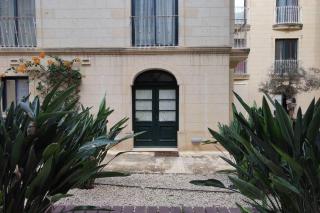 Cosy two bedroom maisonette - 0