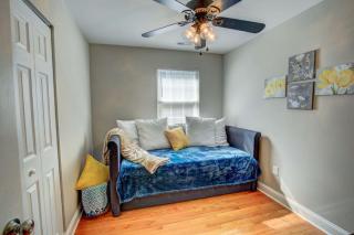 Cozy Cottage 3 beds 2 baths W outdoor grill! - North Beach - 5