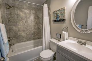 Cozy Cottage 3 beds 2 baths - North Beach - 5