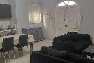 Cosy two bedroom maisonette - 4