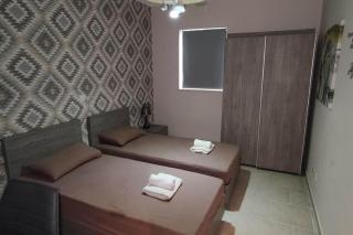 Cosy two bedroom maisonette - 1
