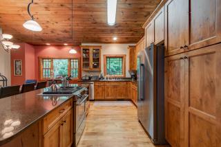 High On Cloud Nine - Blowing Rock - 1