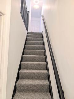 Ivy Townhouse Derry - 1