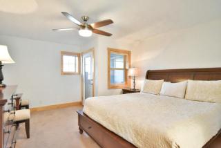 La Riva Del Lago Condo: Downtown, Close to Everything! - 2