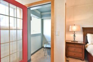 La Riva Del Lago Condo: Downtown, Close to Everything! - 1