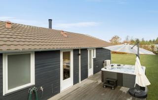 4 Bedroom Stunning Home In Hadsund - Hadsund - 9