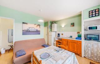 1 Bedroom Beautiful Home In Royan - Royan - 6