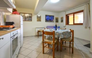 2 Bedroom Nice Apartment In Trecastagni - Trecastagni - 8