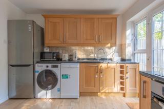 Bromley Base, Work Stay, Spacious, Free Parking - Bromley - 1