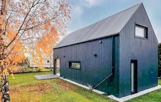 Nice Home In Mscice With Jacuzzi - Mścice - 0