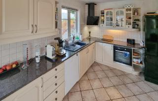 3 Bedroom Beautiful Home In Fevik - Fevik - 4