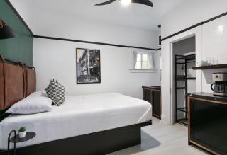 La Ventana Hotel - 8