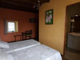 Chambre cosy dans maison historique avec parc et accueil chevaux - FR-1-583-256 - - 8