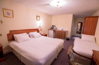 Harefield Manor Hotel - 9