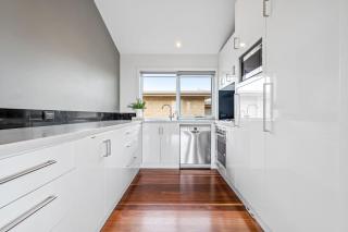 Tides Port Fairy - 5