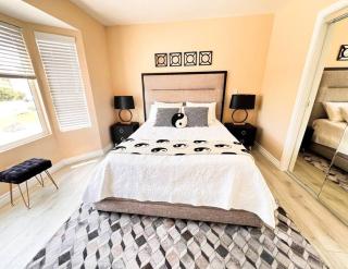 Luxury Oasis in Central Encino w Pool & Spa Topeka - 8