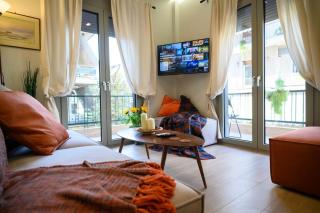 Daisy's Deluxe Athenian 2bedroom - Athens - 0