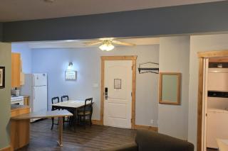 Cornerstone Lodge by Park Vacation Management - 1