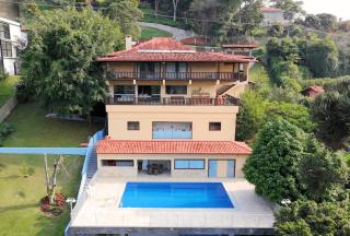 Casa Feliz no Jardim Itaipava, 7 quartos, conforto - Itaipava - 7