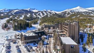Breck Ski In Ski Out Condo with Resort Amenities - 6