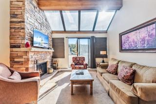 Breck Ski In Ski Out Condo with Resort Amenities - 4