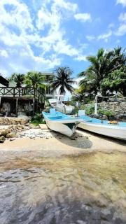 Beach Apartment & Luxury Yacht - 1