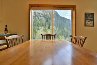 Woodbridge Inn Getaway: Pet Friendly, Mountain Views - 6