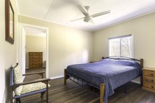Four Bull Hut - Sandy Flat - 5