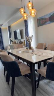 Unique Serviced Homes - 1