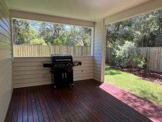 6 Yeri Drive - Rainbow Shores. Aircon. Pets Welcome. Walk to beach - Rainbow Beach - 5
