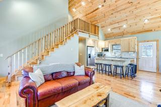 13 Mi to Cashiers Cabin with Wraparound Porch! - 7