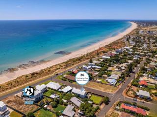 Welcome to Your Ultimate Beachside Escape - Sellicks Beach - 0