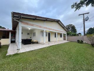 Casa amarela na lagoa de Ibiraquera - Imbituba - 0