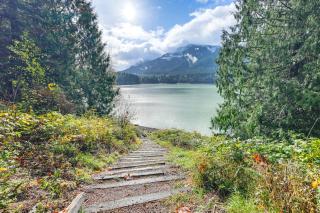 Waterfront Alder Lake Retreat Private Deck! - Mineral - 0