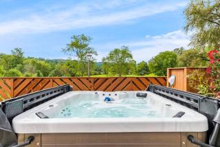 Golf Course Oasis Has Power and Water, MTR Options - Hendersonville - 5