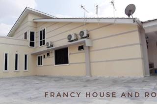 Semi-D Landed House Bercham Ipoh - Ipoh - 0