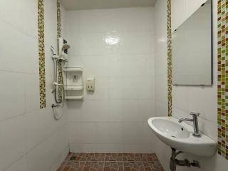 Best Rent a Room - Nai Yang Beach - 6