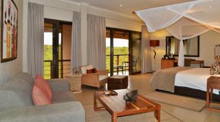 Victoria Falls Safari Club - 4