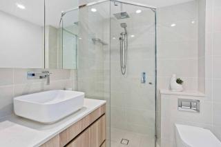 Ocean View Luxury in Periscope - Gold Coast - 6