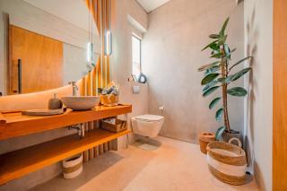 2 Bedroom 5min Walk to Berawa Beach and Finns Beach Club - Canggu - 9
