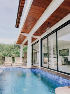 Above The Coconut Villa - Kuta - 3