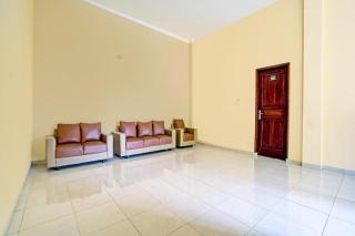 Collection O 90693 ORCHID EDOTEL Boyolangu - 1