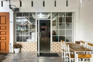 RedDoorz at Orien Guesthouse Pematang Siantar - Pematangsiantar - 7