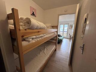 Studio central avec balcon à Cauterets - Belle vue - FR-1-812-15 - 9