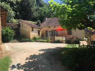 Charmante maison en campagne avec garage et vélos, proche Dordogne et sites touristiques - FR-1-616-409 - - 0